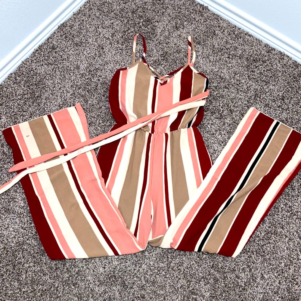 Striped jumpsuit size small color pink, Maroon and beige